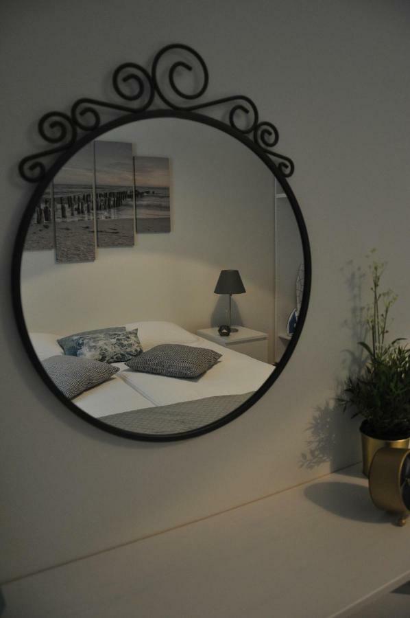 Lovely Place To Be Apartment Атина Екстериор снимка