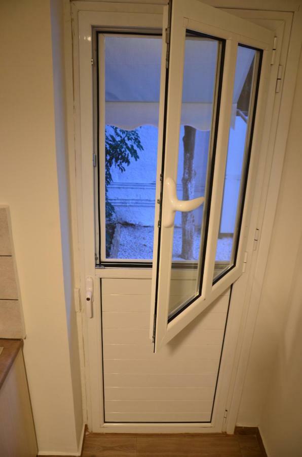Lovely Place To Be Apartment Атина Екстериор снимка